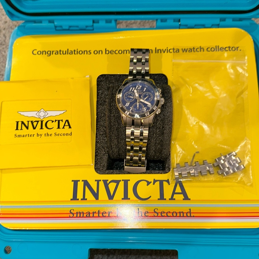Invicta MensWatch, Allure of the seas limited edition. Water Resist 300M.